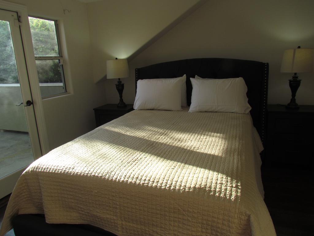 2 Floors House With Pool Casa vacanze *
